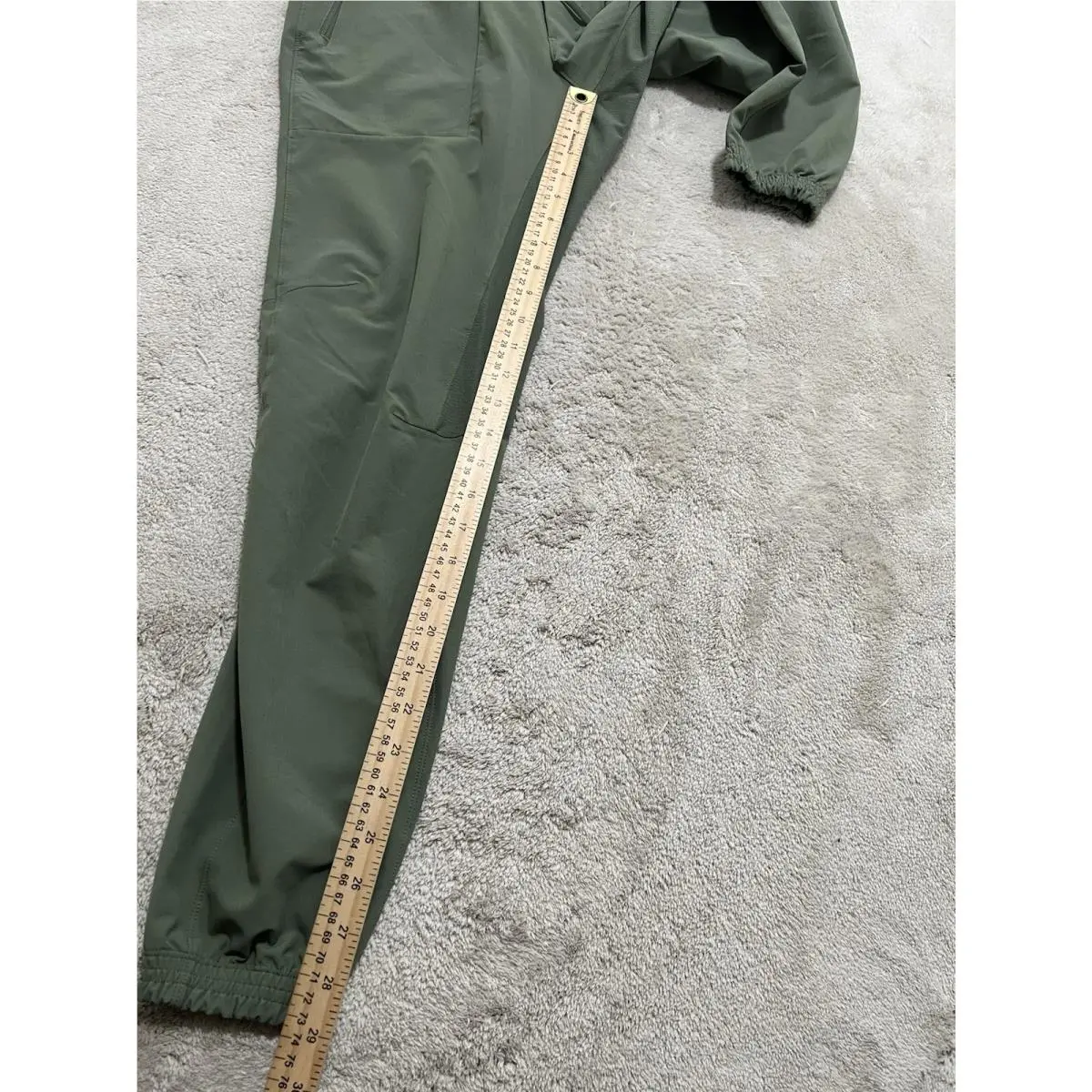 Lululemon clothing - Green 1