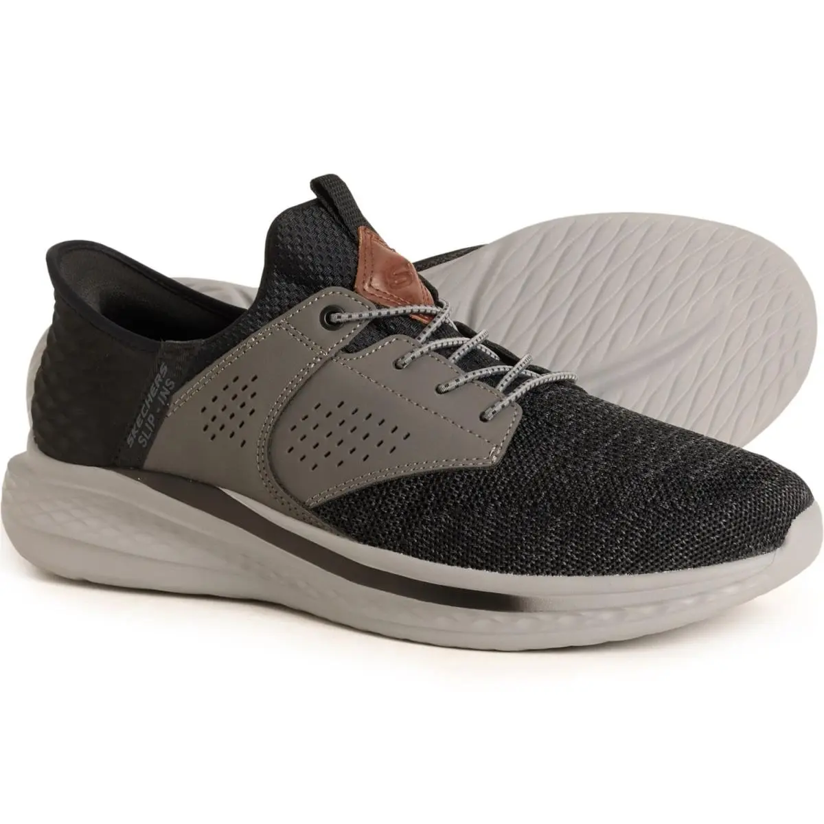 Skechers Slade Caster Mens Hands Free Slip In Sneakers