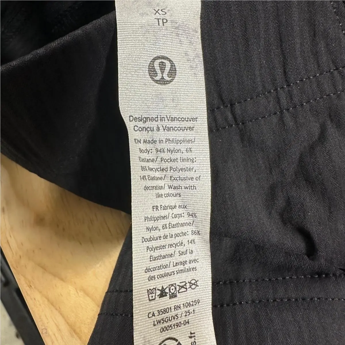 Lululemon clothing - Black 5