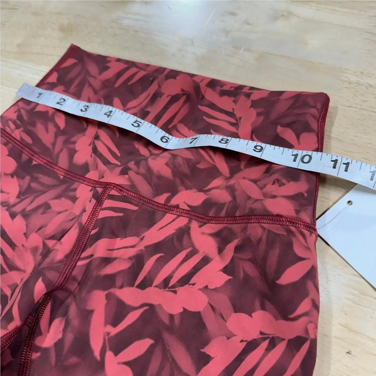 Lululemon clothing - Red 8