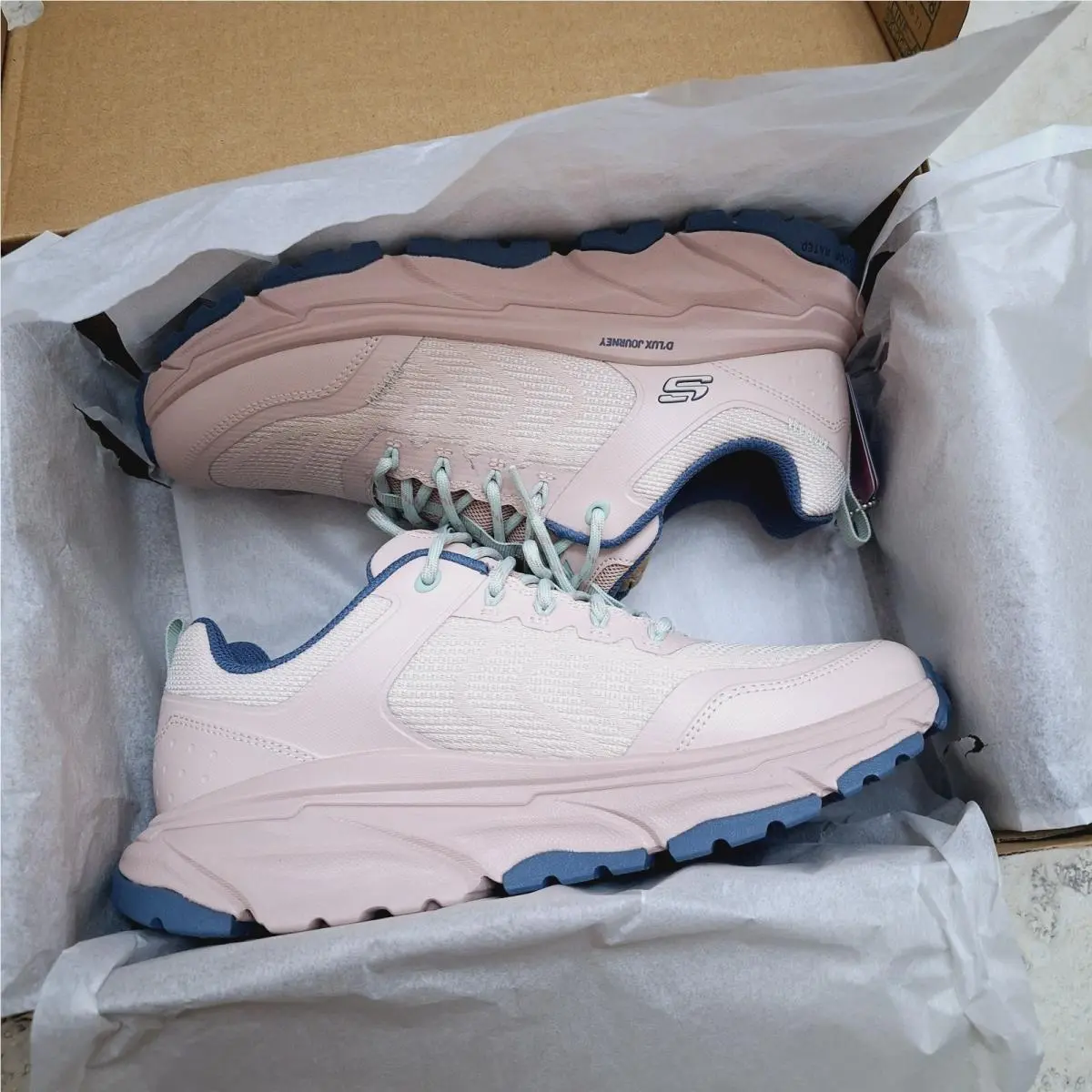 Skechers shoes - SKECHERS Relaxed Fit D`lux - Relaxed Fit - Mint 0