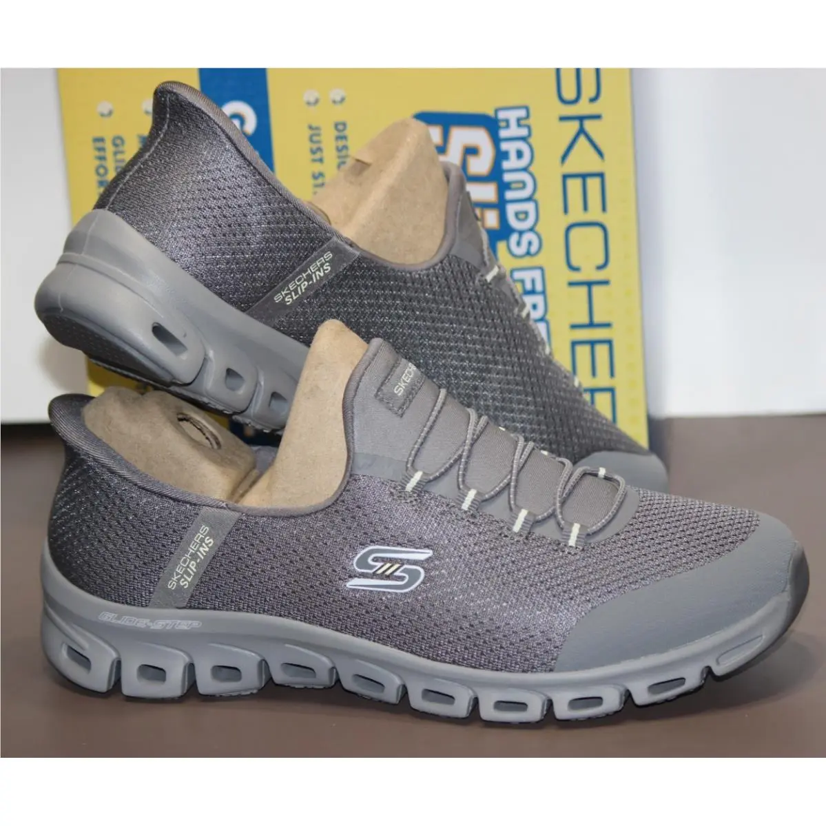 Skechers Hands Free Sketchers Slip - Ins Glide Step Vibey Charcoal Shoes 9 W 104557W