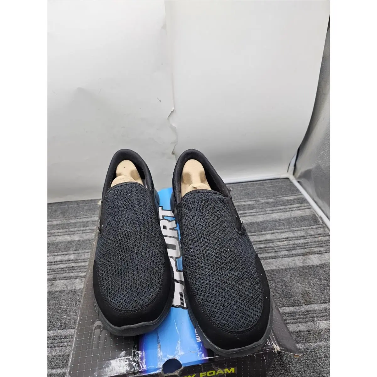 Skechers shoes - Black (UPC: 888222961060) 0