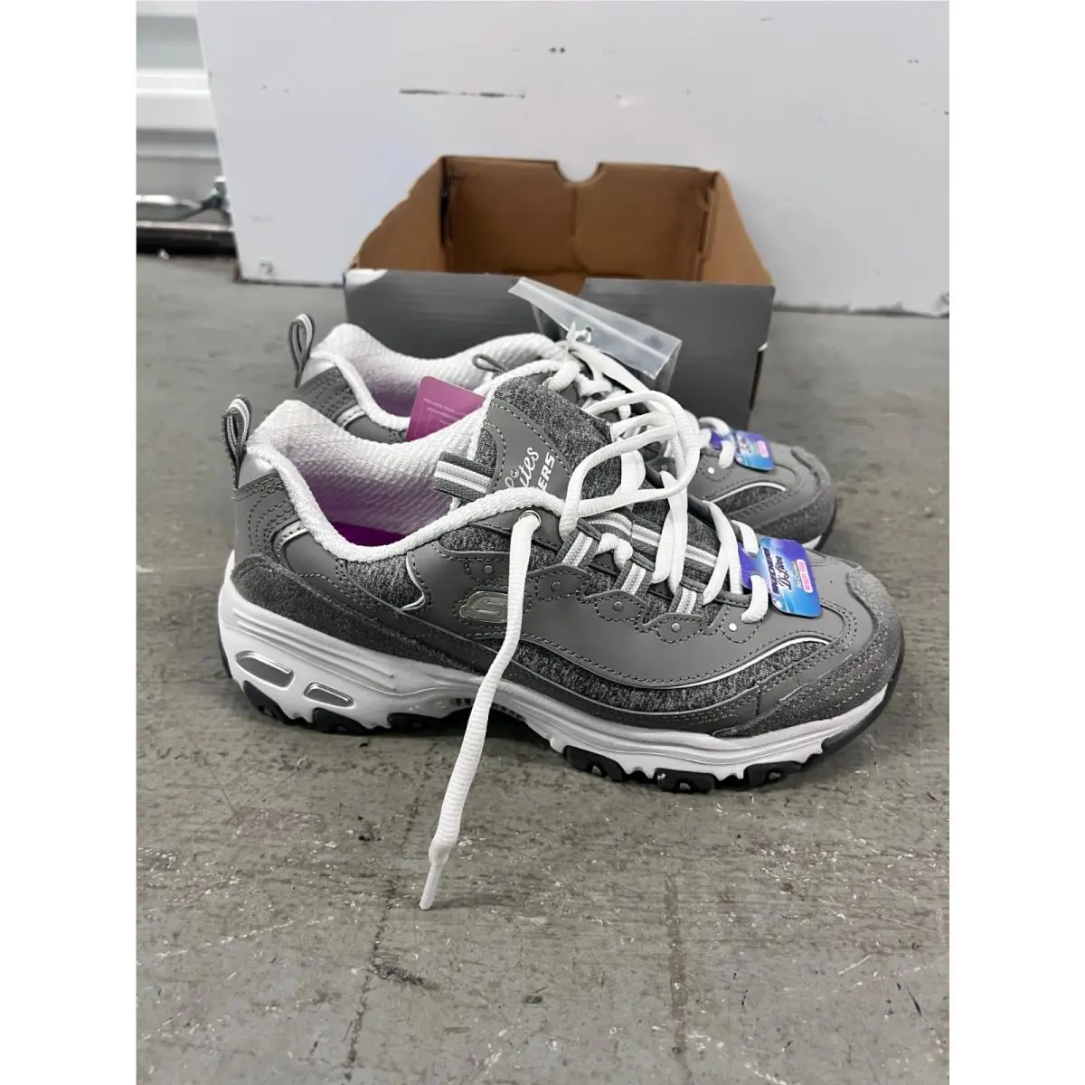 D`lites Me Time 11936/GYW Sneakers Womens US 6 Gray White Running Shoes by Skechers