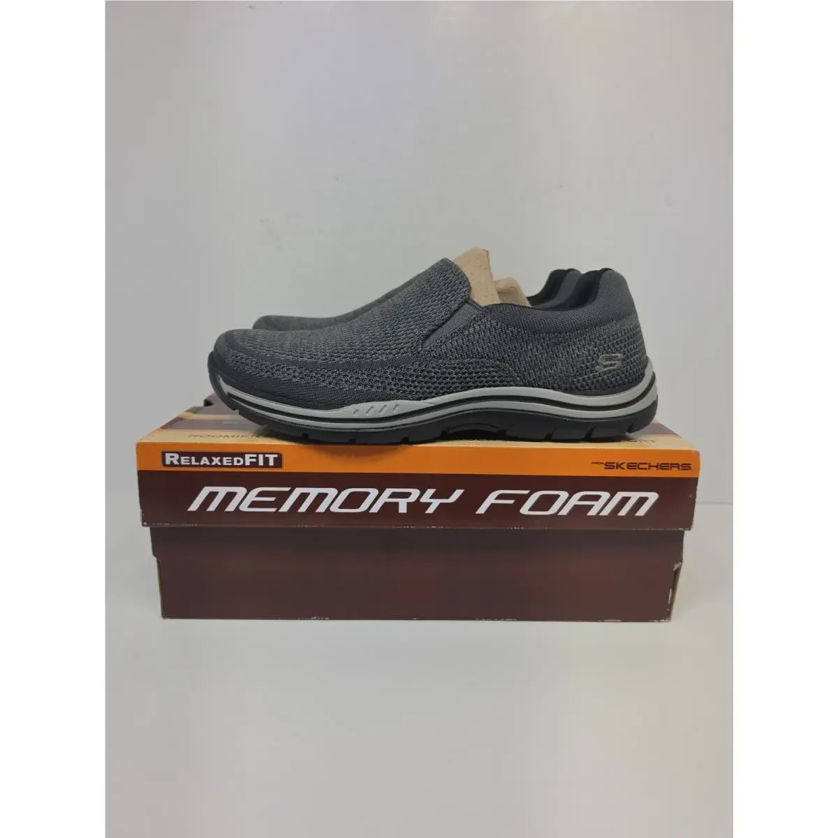 Mens Skechers Relaxed Fit Expected Gomel Grey Black Size 8.5 Style 65086