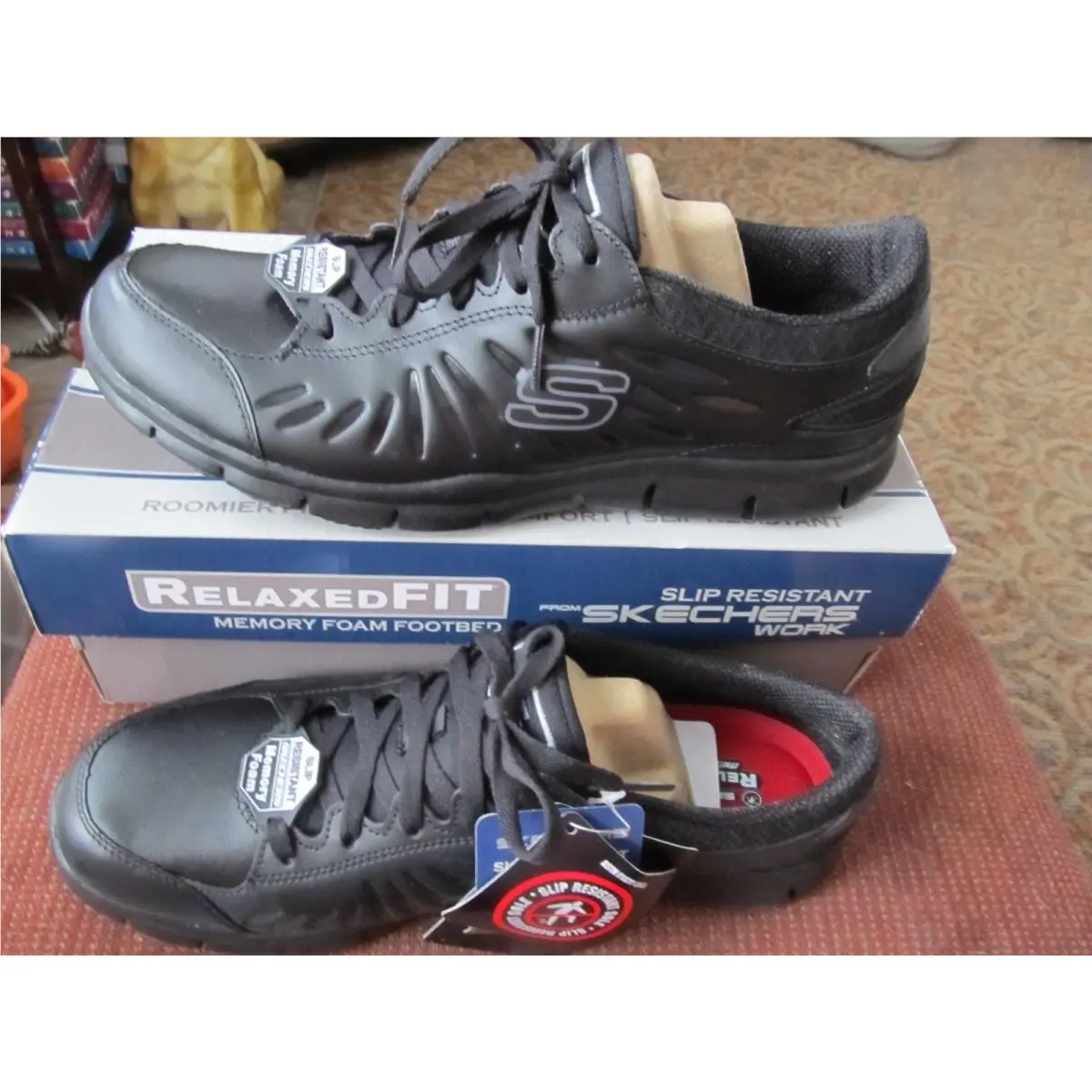 Skechers Eldred SR Women Size 11M Black Leather Slip Resistant Work Shoe Box