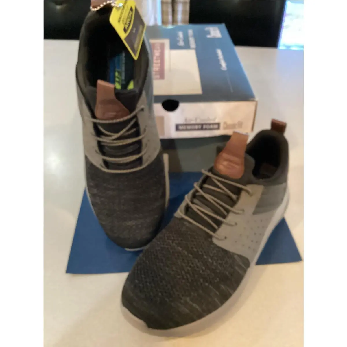 Vgc Skechers Knit Bungee Lace Athletic Shoes Grey Size 8.5