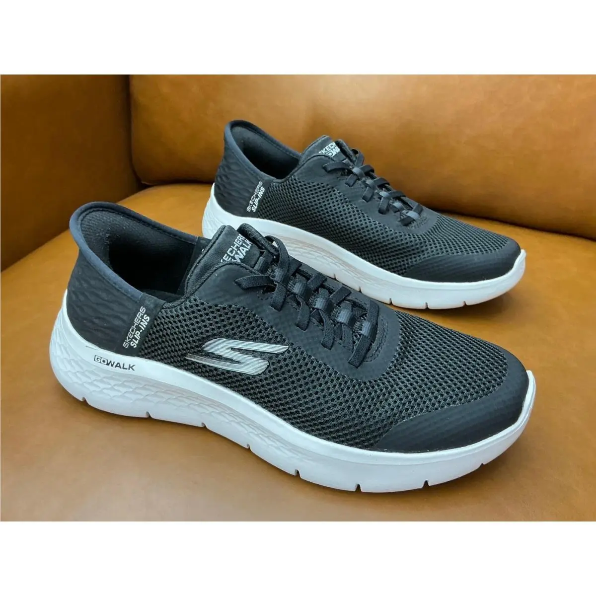 Skechers Gowalk Slip-ins Womens 8 Black Hands-free Mesh Sneakers 124836