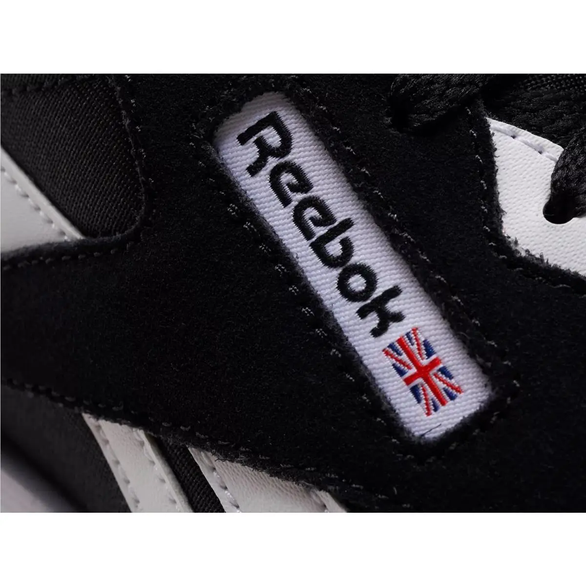 Reebok shoes - Black/White 9