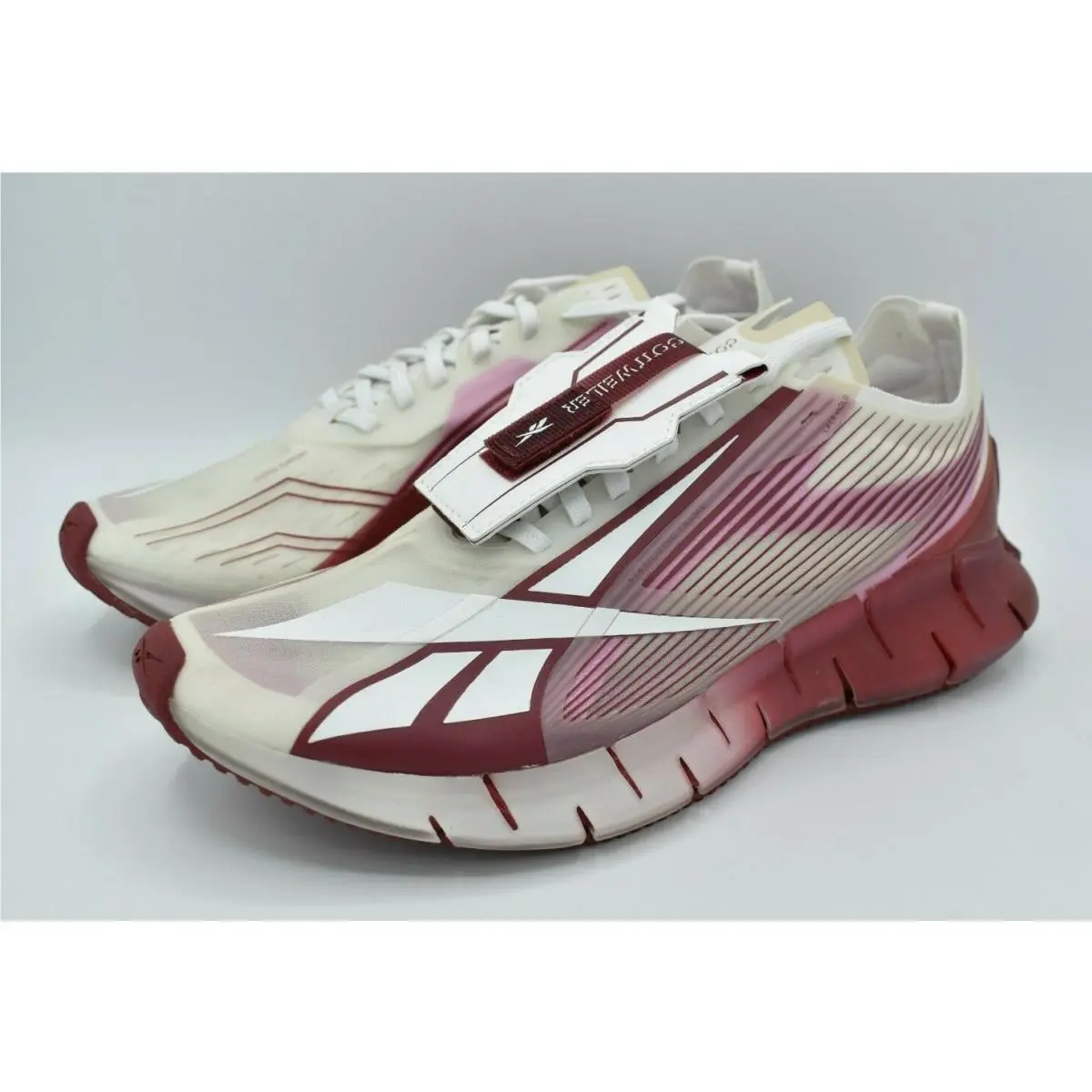 Reebok Men Size 7 Cottweiler Zig 3D Storm White Red Stucco Running Sneaker Shoes