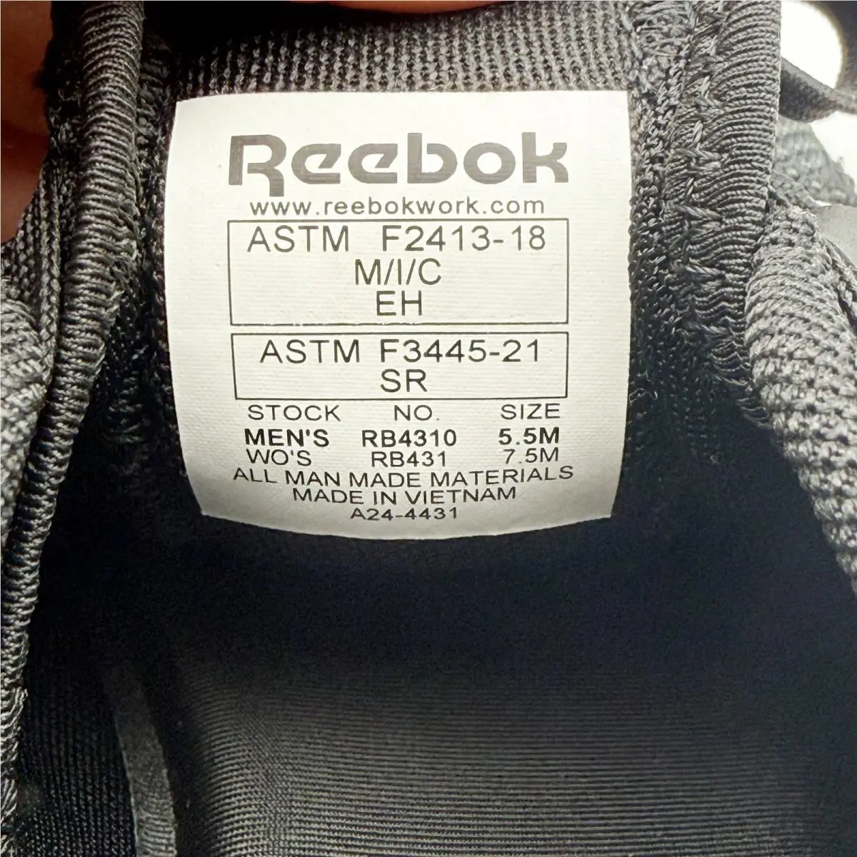 Reebok shoes - Black (UPC: 690774532281) 10