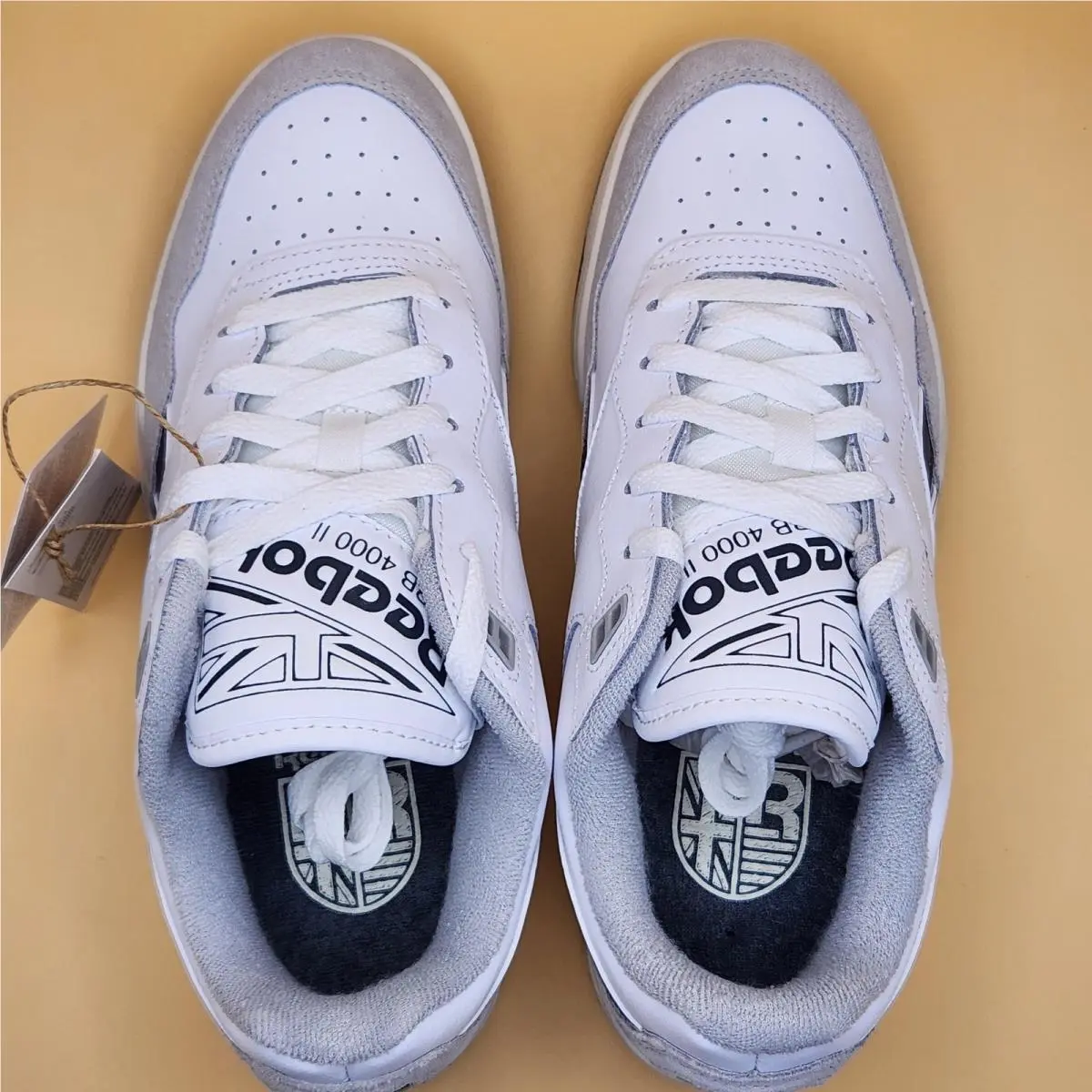 Reebok shoes - Reebok BB4000 - White 6