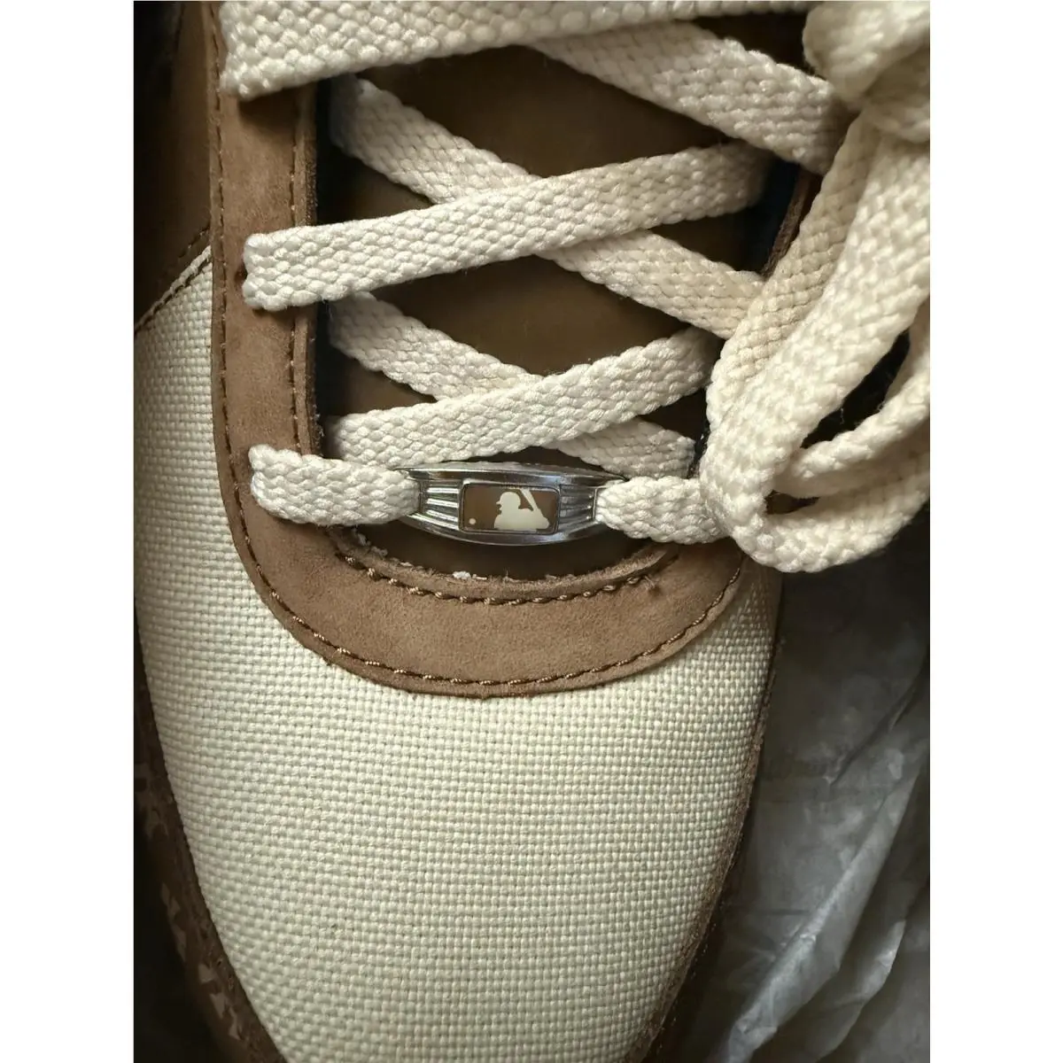 Reebok shoes - Reebok MLB Clubhouse - MLB Clubhouse - Brown 11