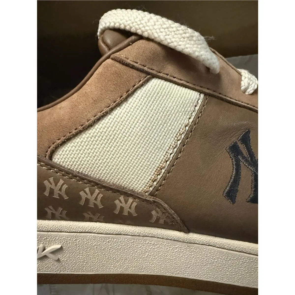Reebok shoes - Reebok MLB Clubhouse - MLB Clubhouse - Brown 0