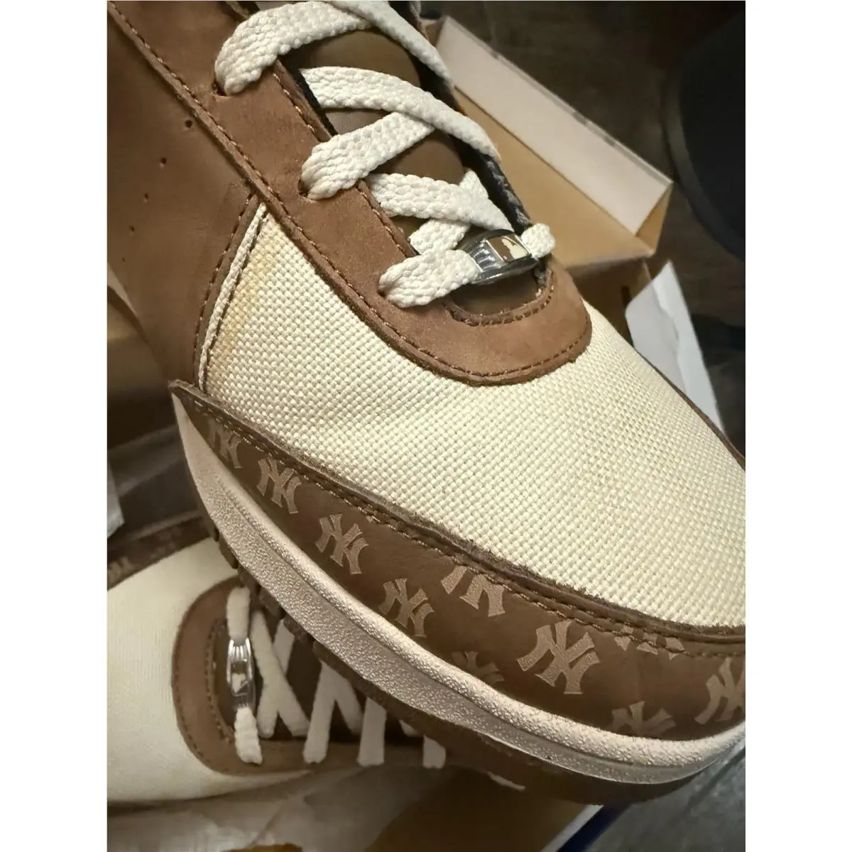 Reebok shoes - Reebok MLB Clubhouse - MLB Clubhouse - Brown 7