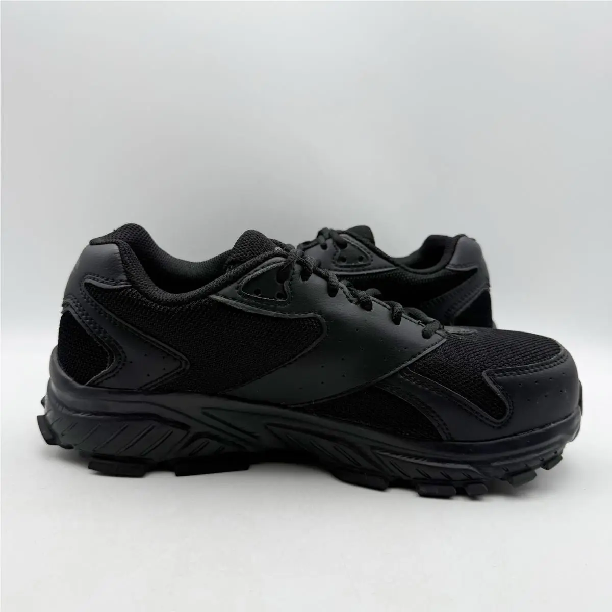 Reebok shoes - Black (UPC: 690774553262) 2