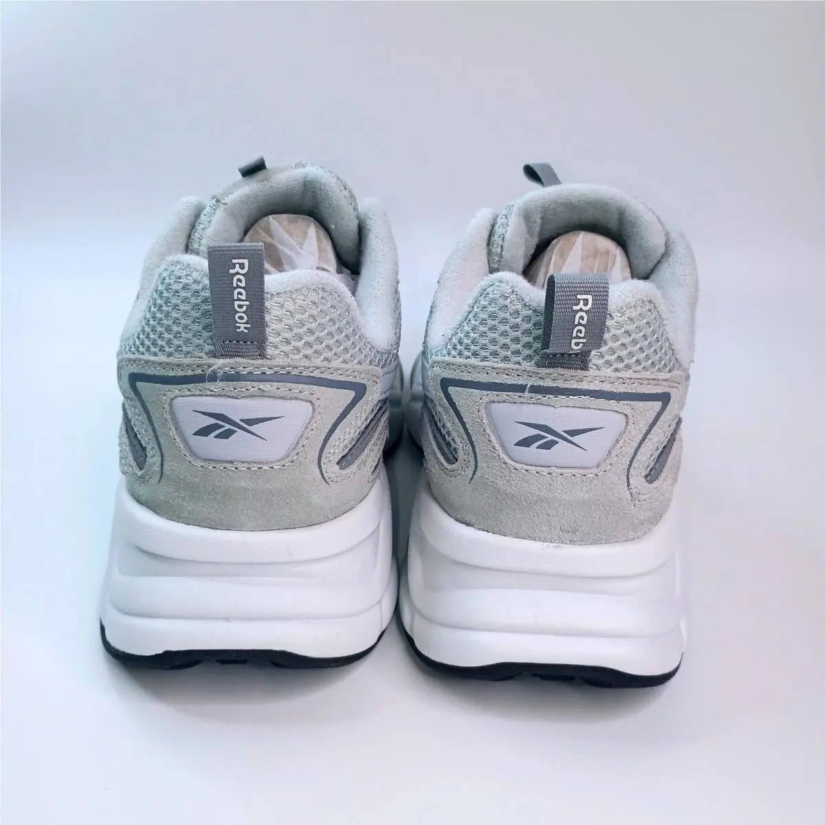 Reebok shoes - Reebok Charge - Charge - Gray 3