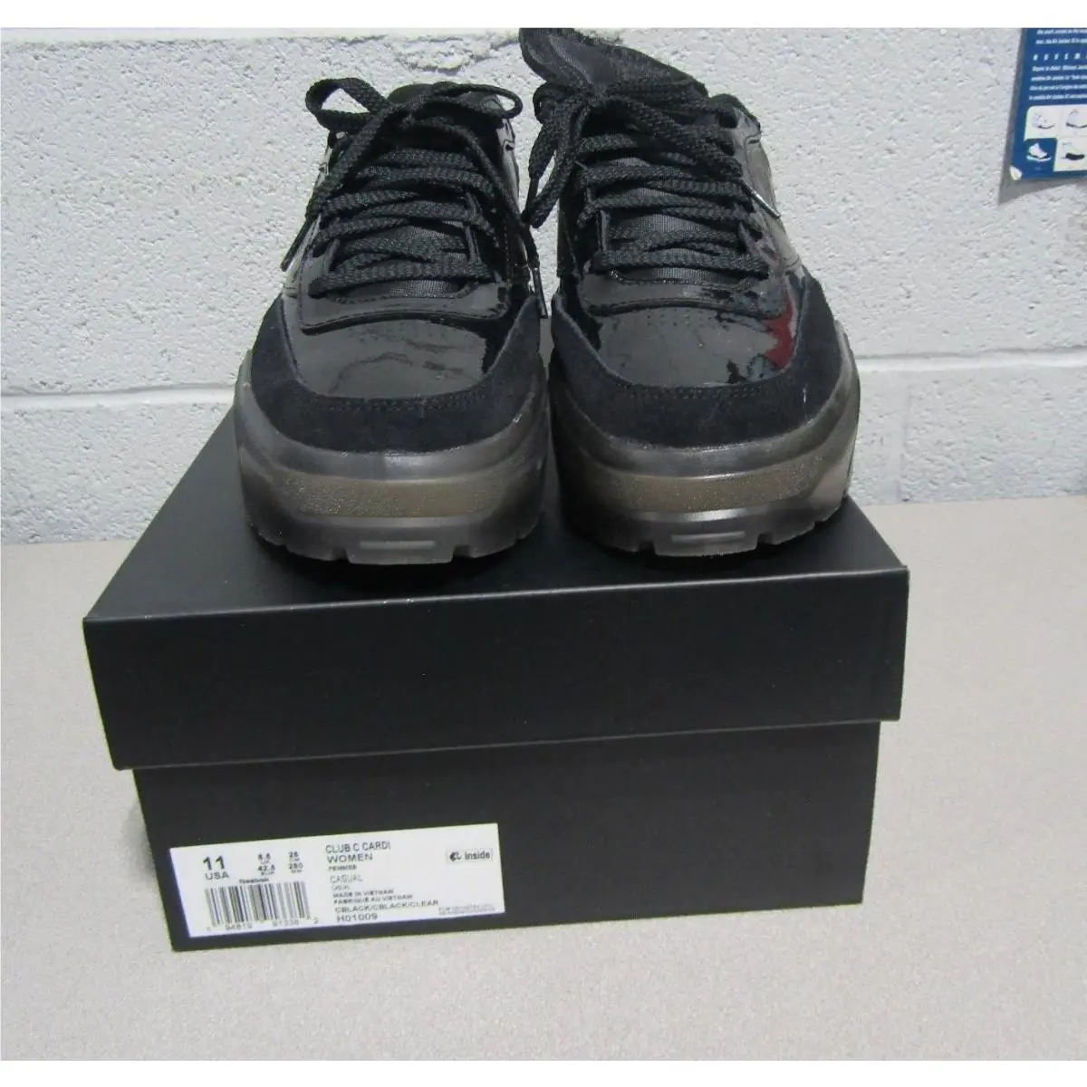 Reebok shoes - Reebok Classic - Classic - H00686 - Black 4