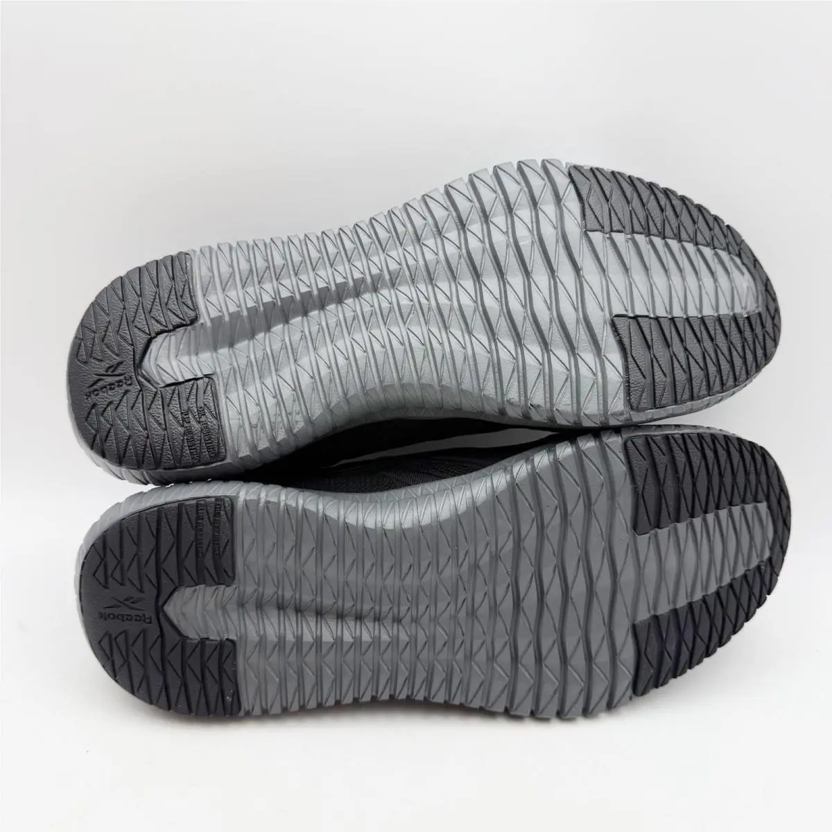 Reebok shoes - Black (UPC: 690774513136) 9