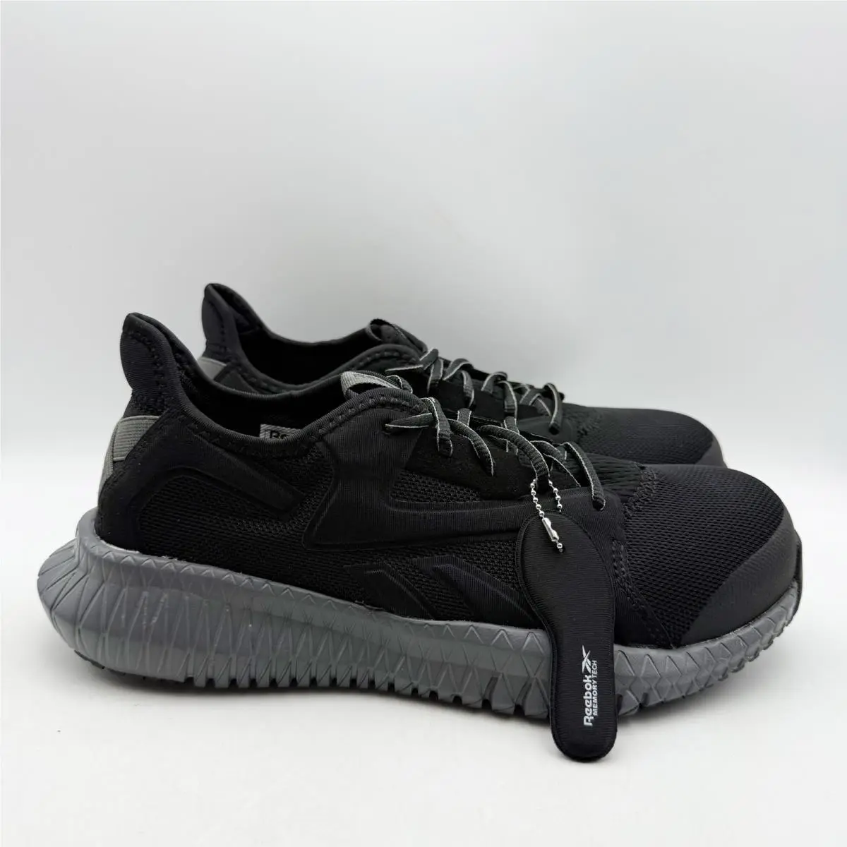 Reebok shoes - Black (UPC: 690774513136) 1