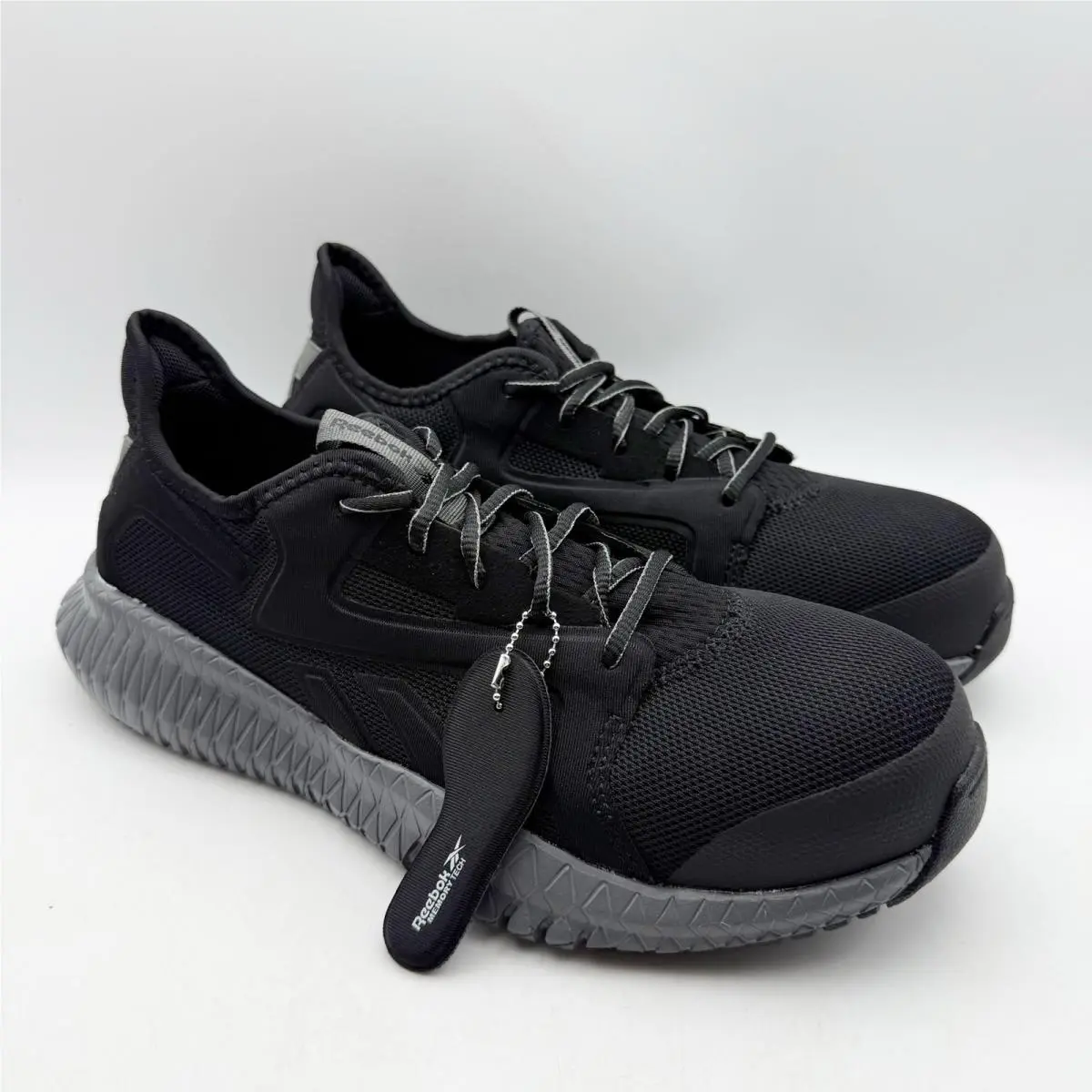 Reebok shoes - Black (UPC: 690774513136) 3