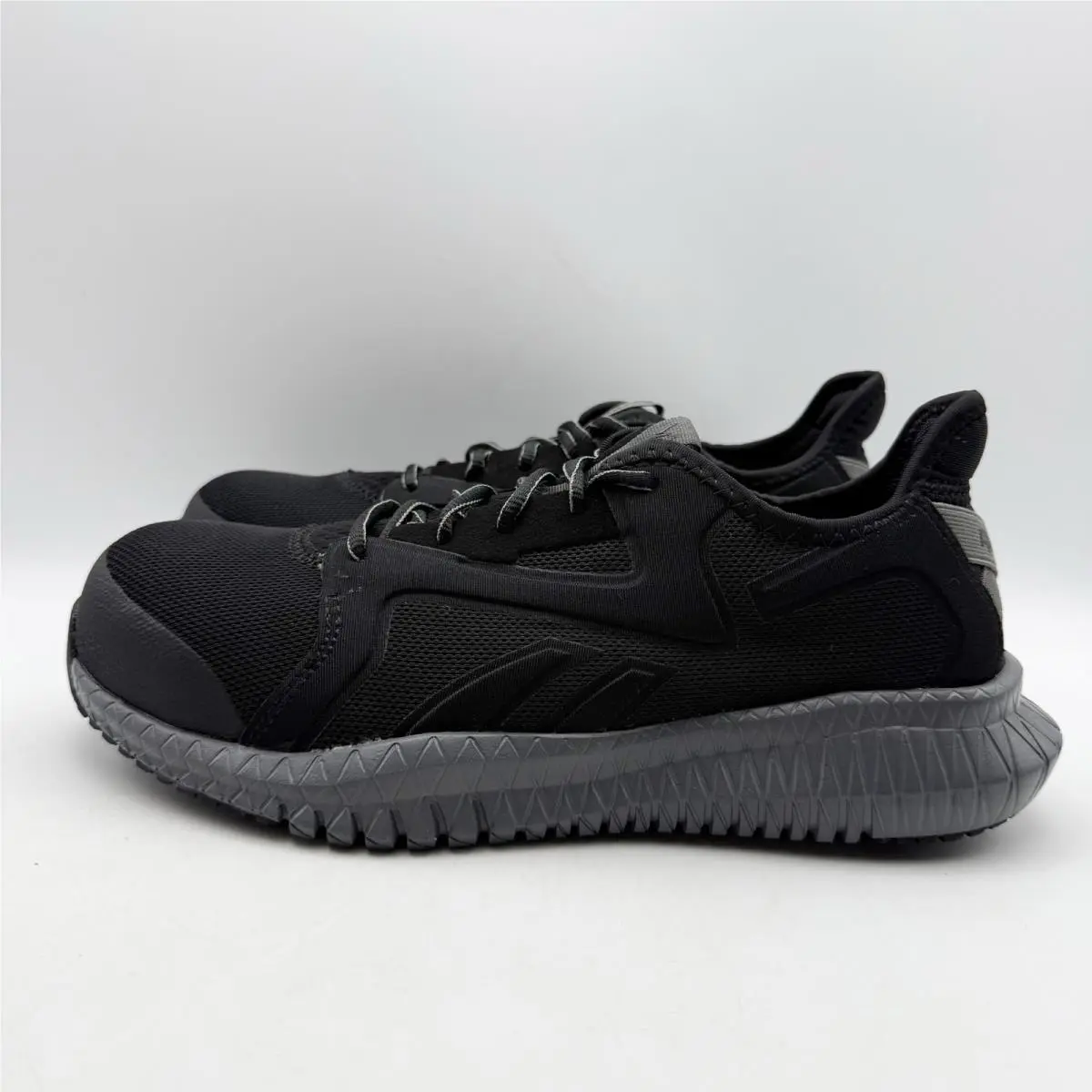 Reebok shoes - Black (UPC: 690774513136) 6