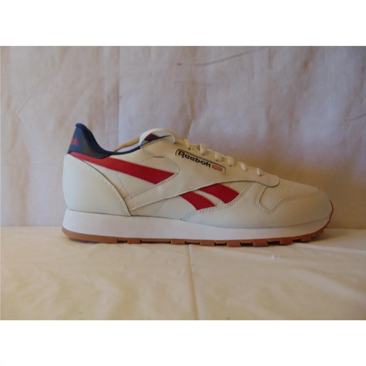 Reebok shoes - Reebok Classic - Classic - White 2