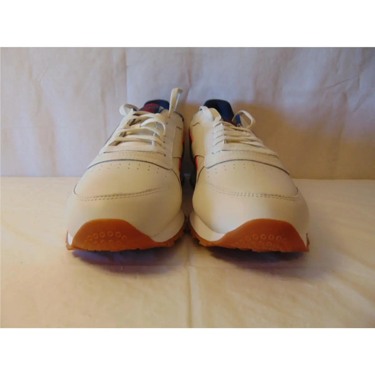 Reebok shoes - Reebok Classic - Classic - White 4