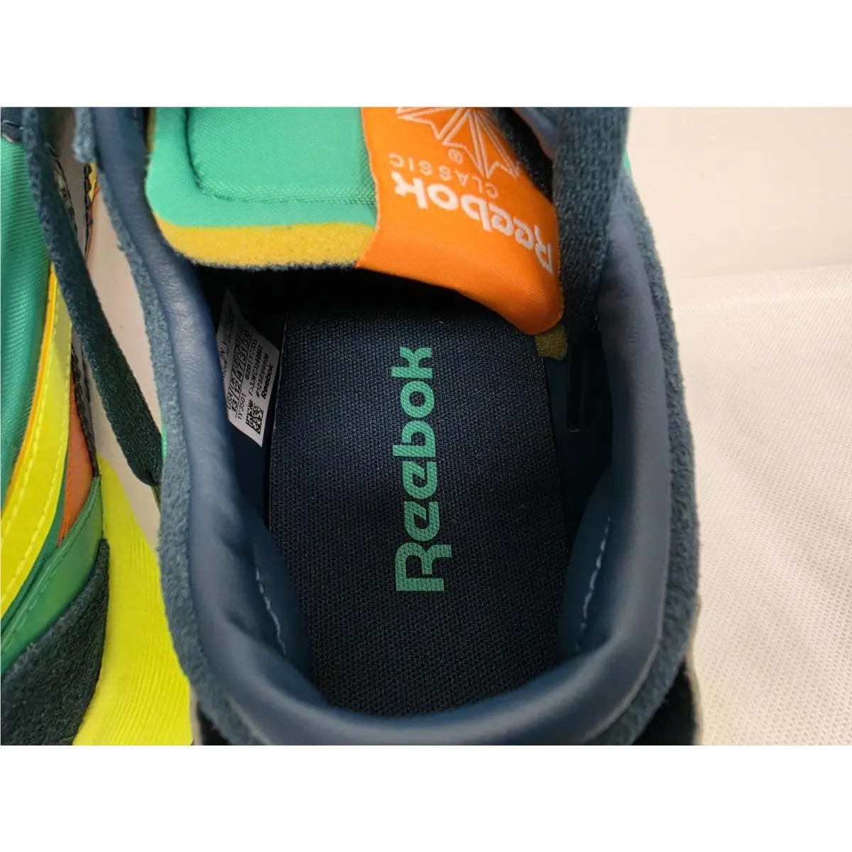 Reebok shoes - Reebok Classic Leather - Classic Leather - blue/yellow/green 7
