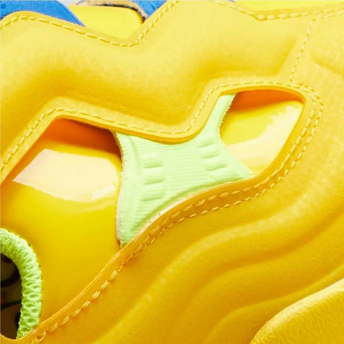 Reebok shoes - Instapump Fury x MINIONS - Instapump Fury MINIONS - FY3404 - Yellow 8