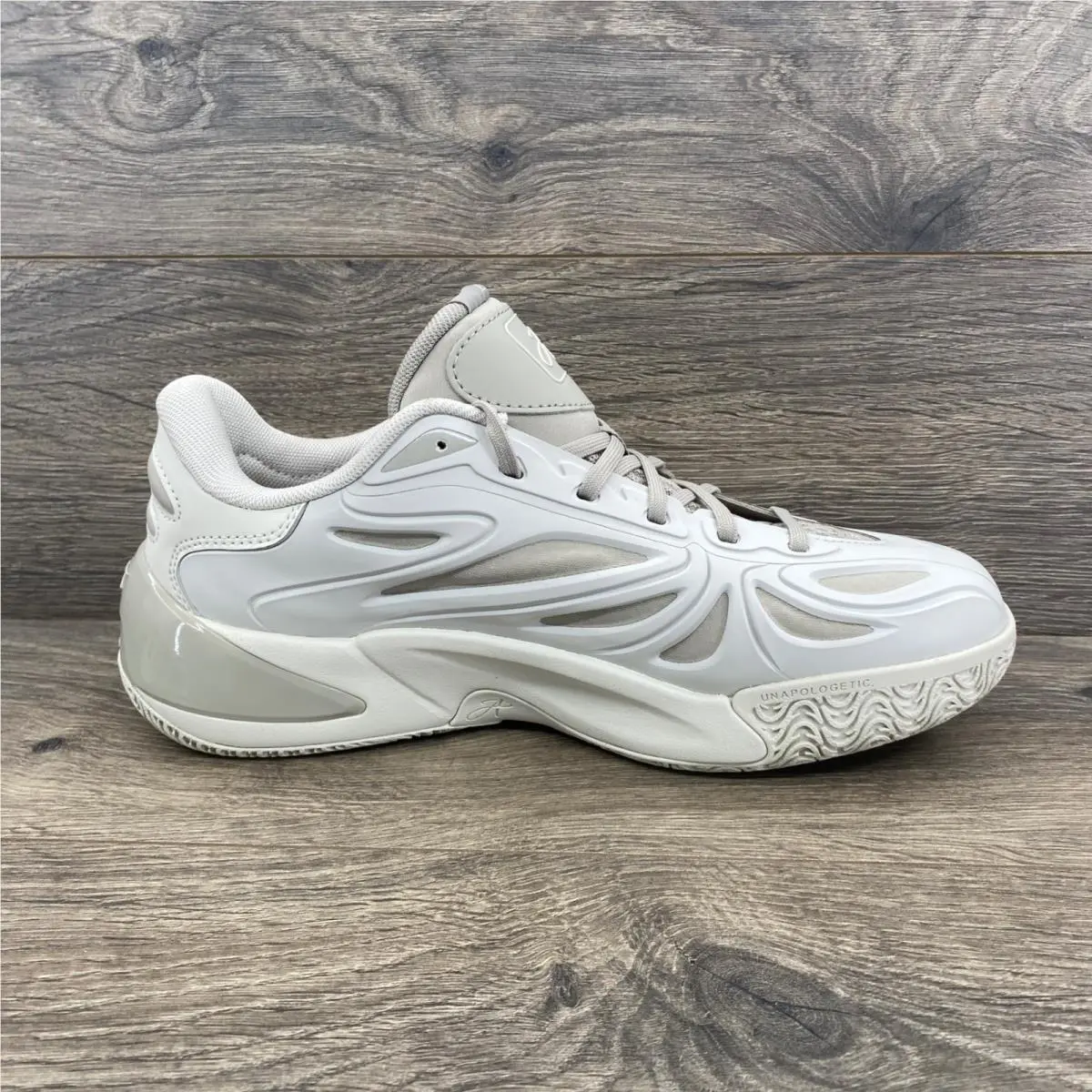 Reebok shoes - Angel Reese Engine A - Angel Reese Engine - White 2