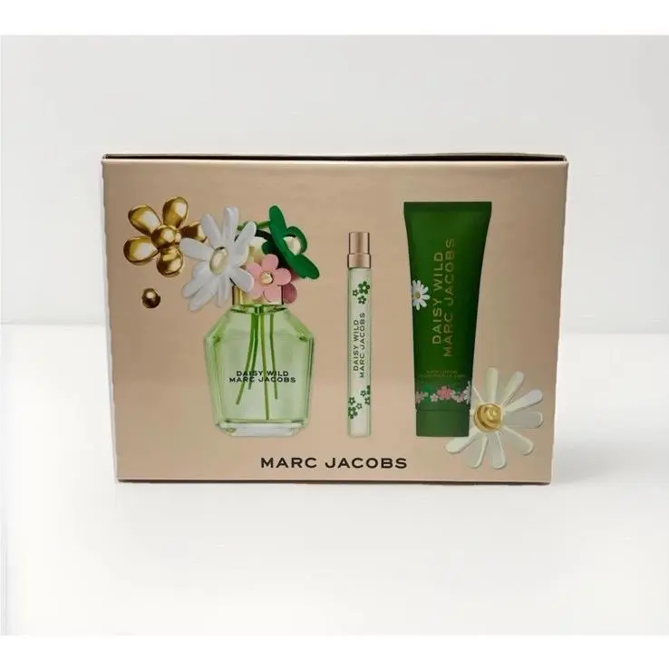 Daisy Wild 3pc Gift Set with 3.3oz+0.33oz Edp Spray+2.5oz B/l by Marc Jacobs