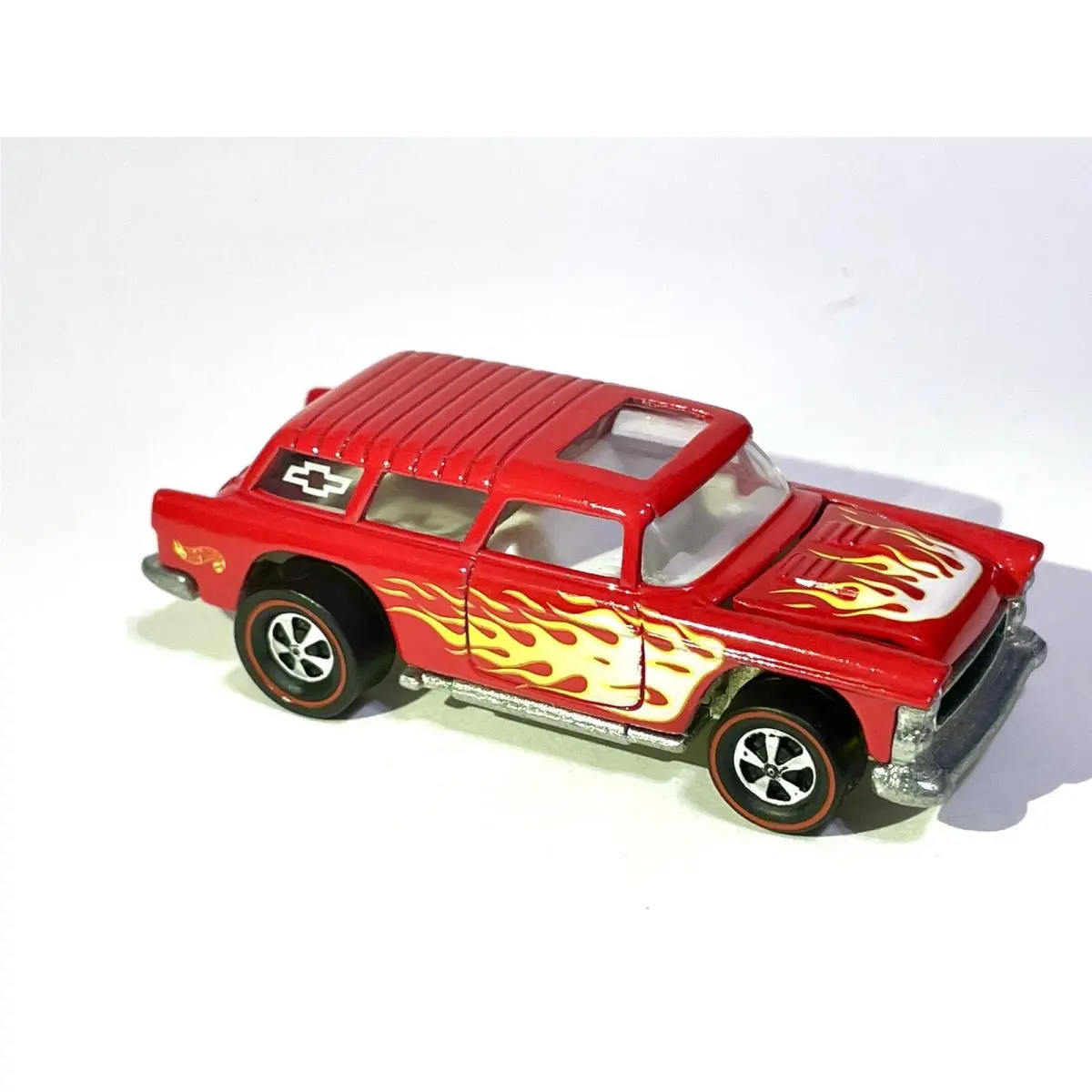 Hot Wheels Custom Made Redline 1956 / 1997 Classic Nomad Red with Flames