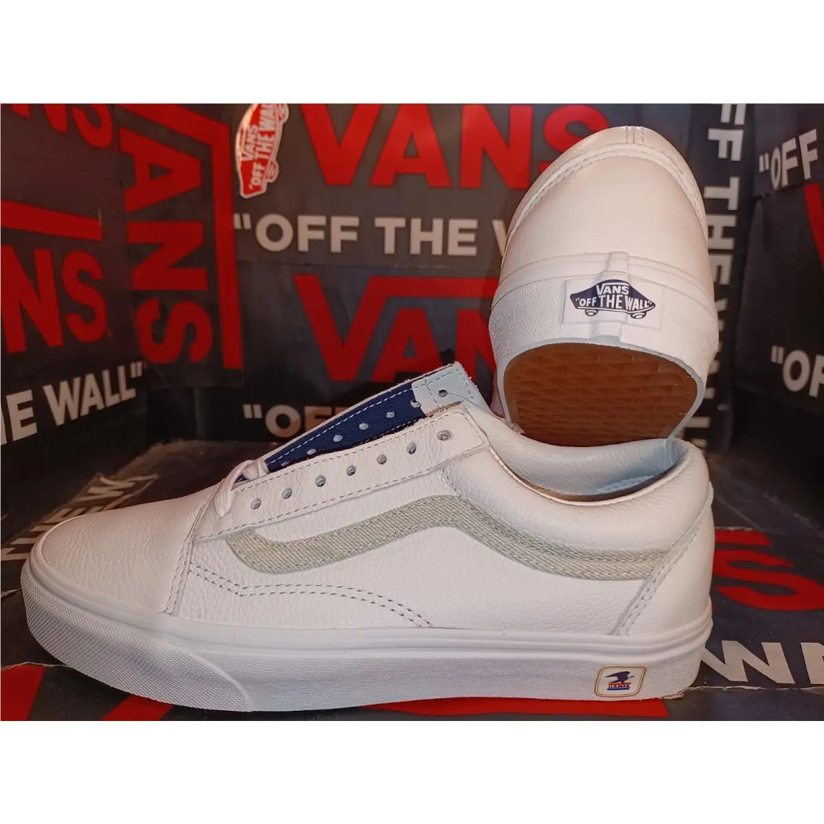 Usps Old Skool White Premium Leather VN0A5KRFJZ81 Old Skool Men 9/Women 10.5 by Vans