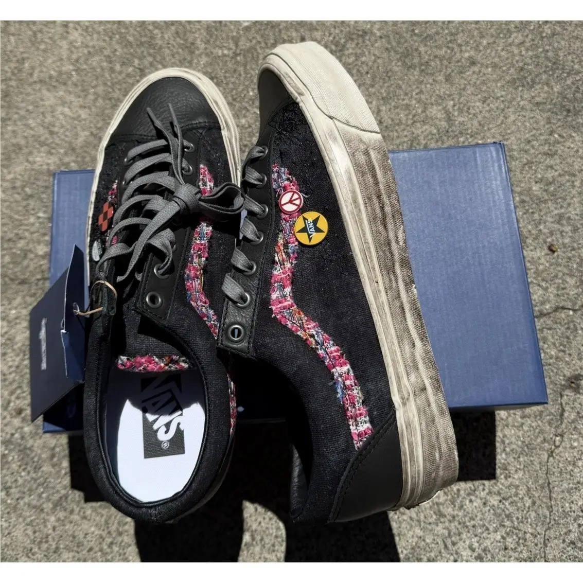 Vans shoes - VANS Old Skool - Old Skool - VN000E8VEMV - Black 3
