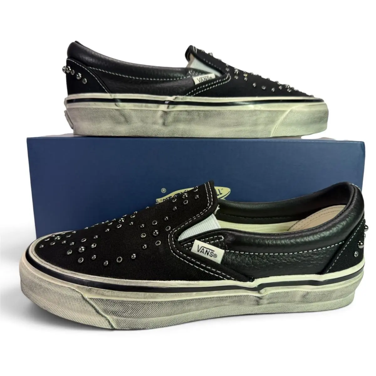 Pearlized LX Classic Slip-on 98 Pearl Pack Blackout Size 7 Men 8.5 Women by Vans