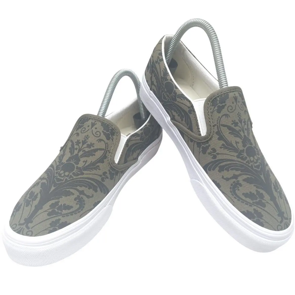 Classic Slip Shoes - Skull Tapestry Grape Leaf - M 5.5 - W 7 / by Vans