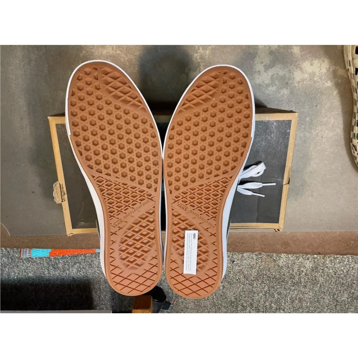 Vans shoes - Vans Skate Sk8-Hi - Skate - VN0005UZBKP - Gray 0
