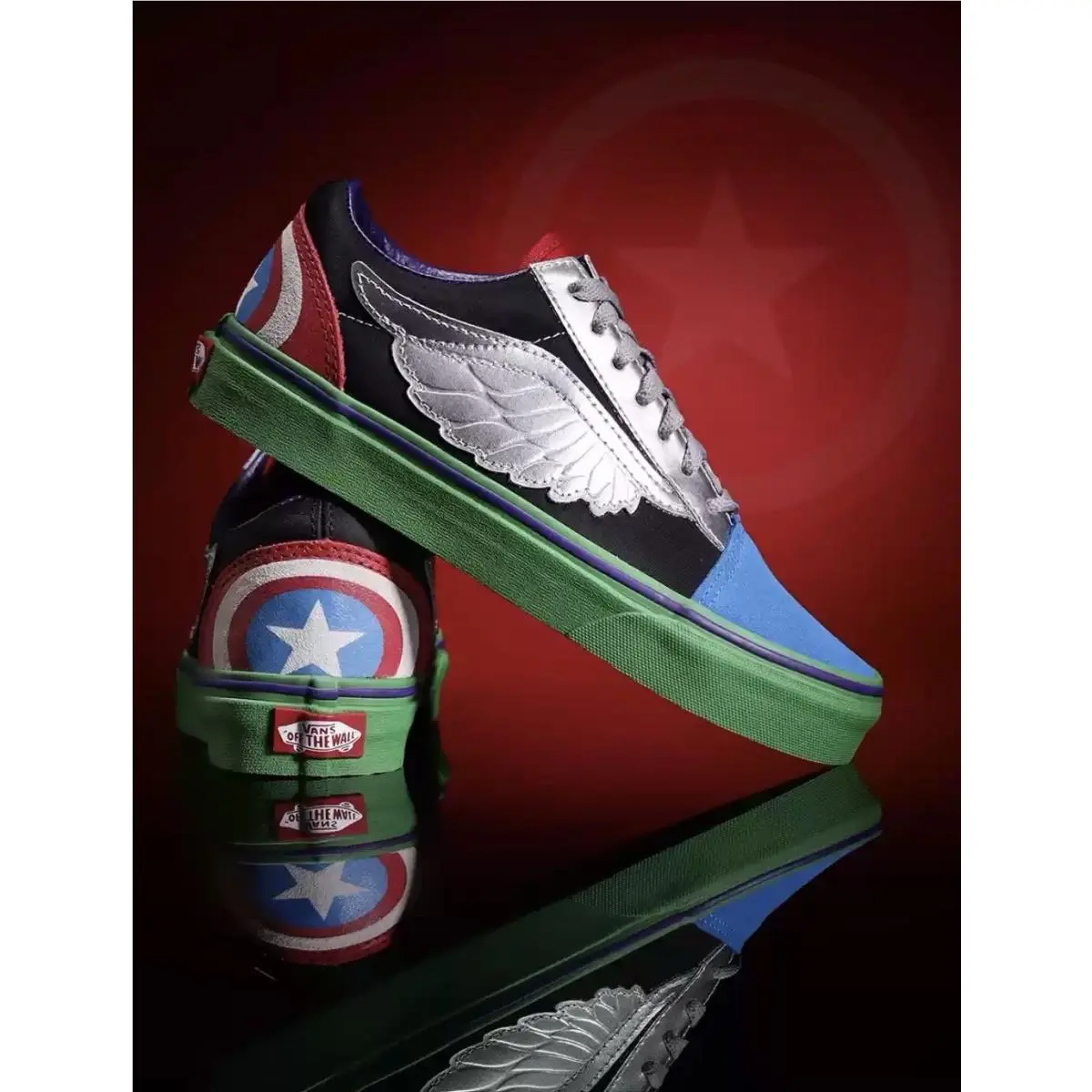 Avengers  Marvel Captain America Off The Wall Mens 11 Box by Vans