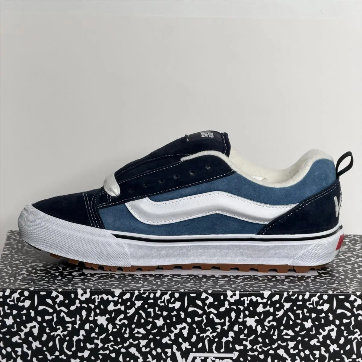 Vans shoes - VANS Knu Skool - Knu Skool - VN000E3QBX9 - Blue, Manufacturer: Navy (UPC: 196575148237) 0