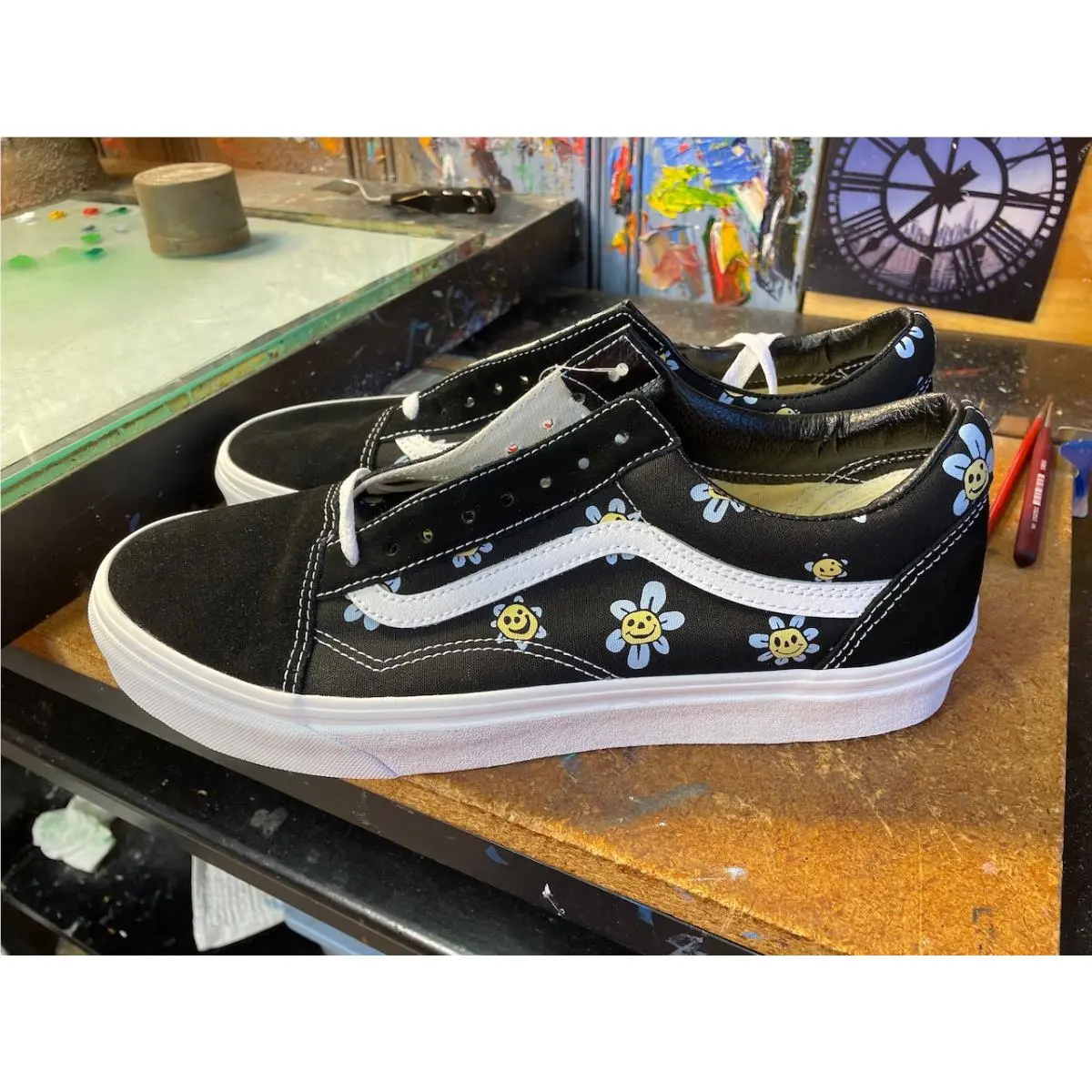 Old Skool Trippy Grin Black White Size US 11.5 Men VN0A5JMIY23 Sneakers by Vans