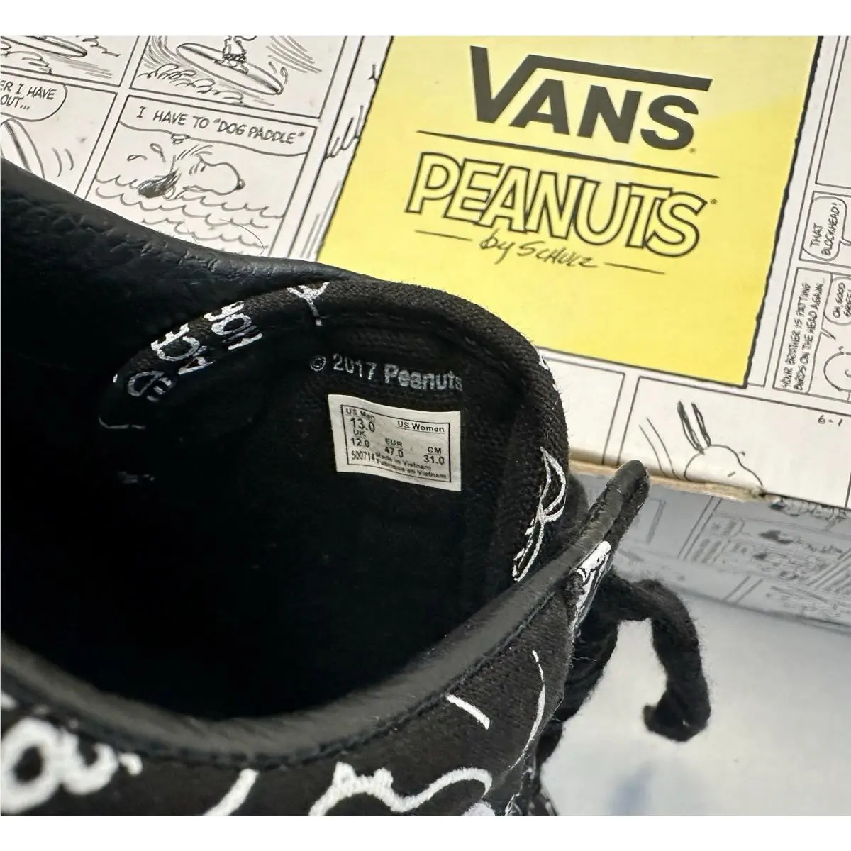Vans shoes - Peanuts / Snoopy - Peanuts Snoopy - VN0A38G1QOC - Black 6