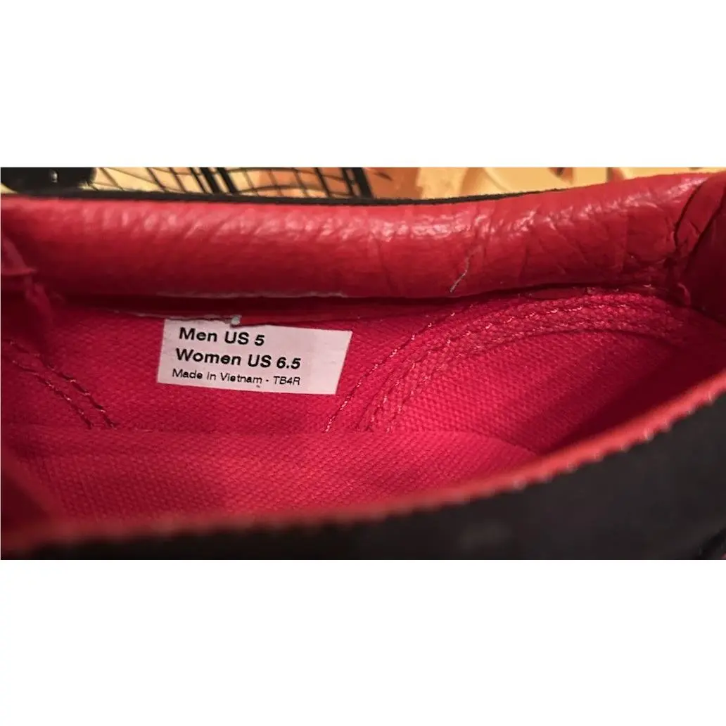 Vans shoes - Classic Slip-On - Classic - Classic Slip-On - Black/Red/Gold (UPC: 0715752145274) 6