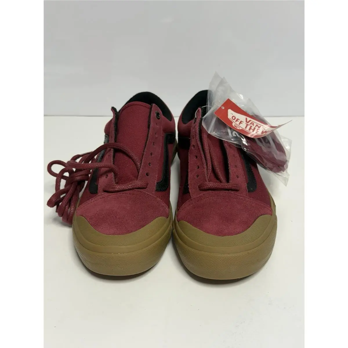 Old Skool Low Burgundy Red Black Suede Skate Shoes Sneakers Gum Soles Sz 8 by Vans