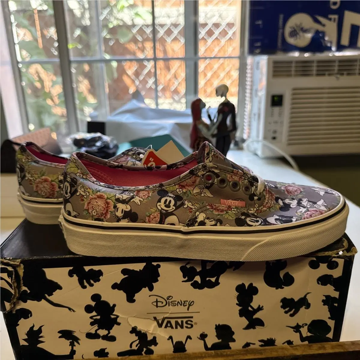 Vans shoes - Vans Minnie Mouse - Minnie Mouse - Gray 2