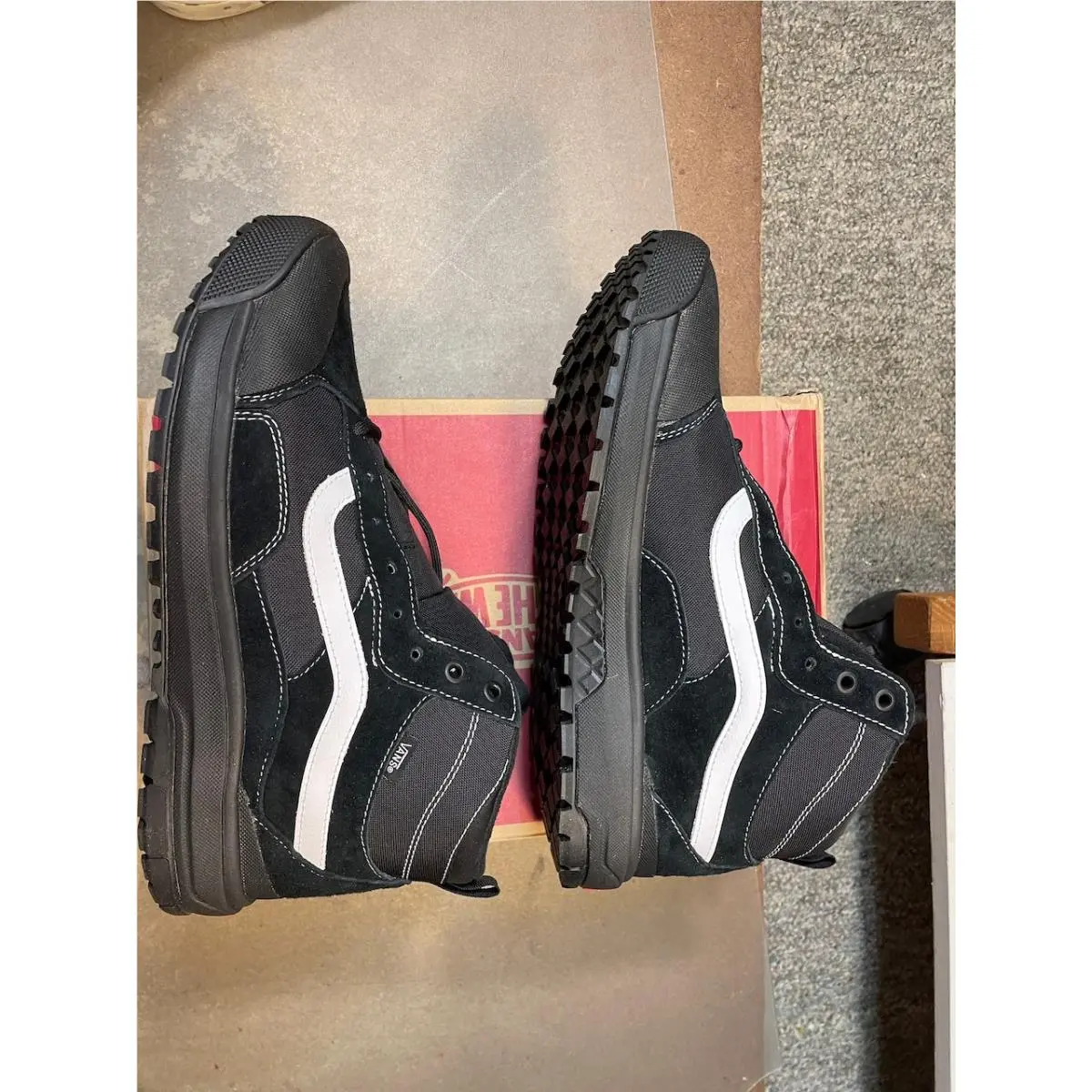 Vans shoes - Ultrarange Exo Hi - Ultrarange Exo - VN0A5KS5BKA - Black 0