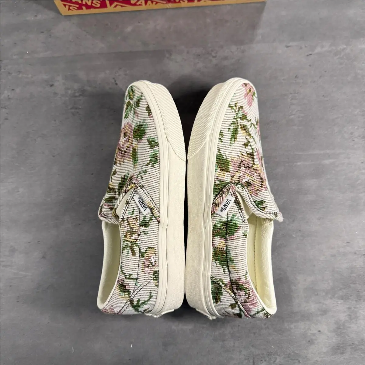 Vans shoes - Vans Classic Slip-On - Classic - Ivory 4