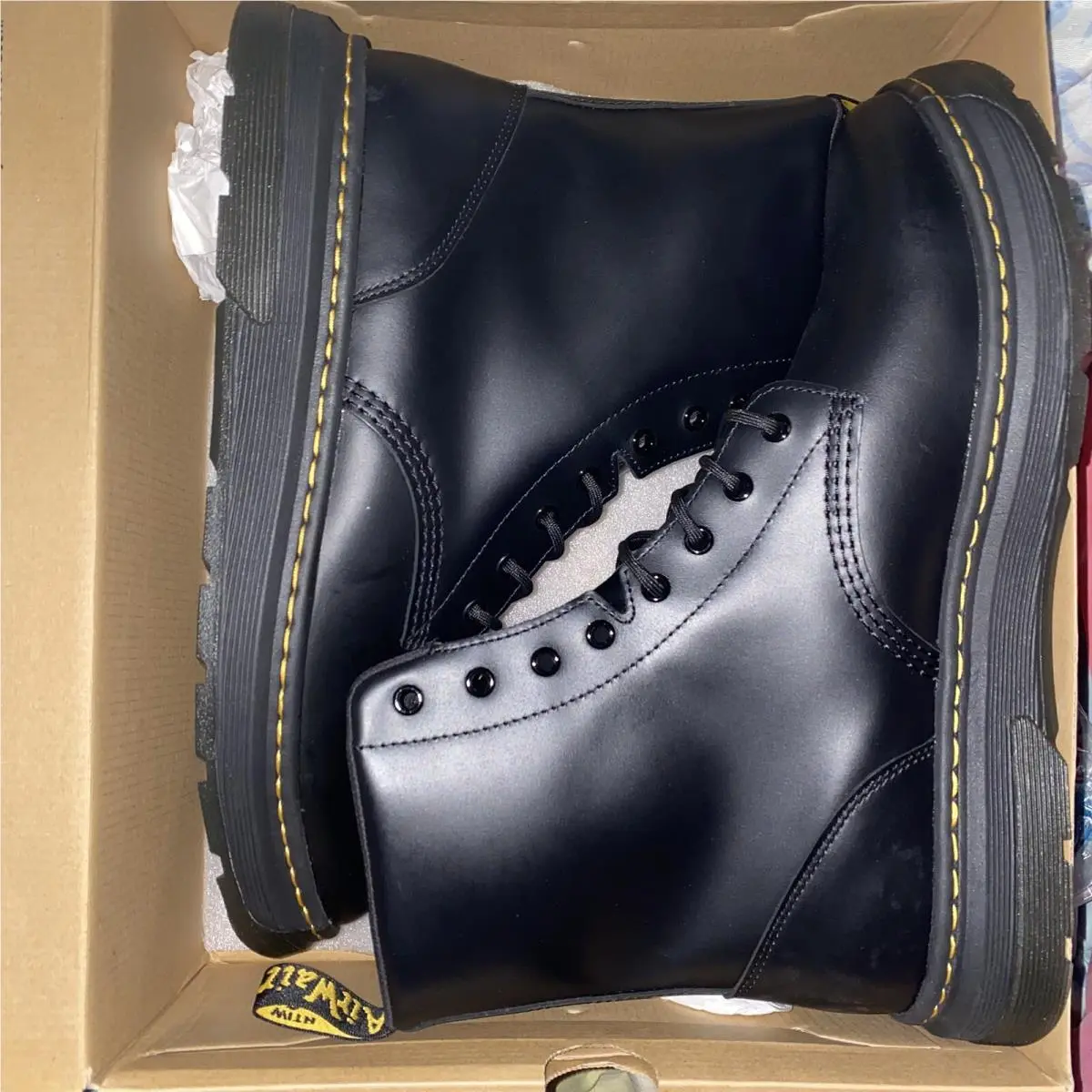 Dr. Martens shoes - Crewson Classic Pull Up - Crewson Classic Pull - Black 4