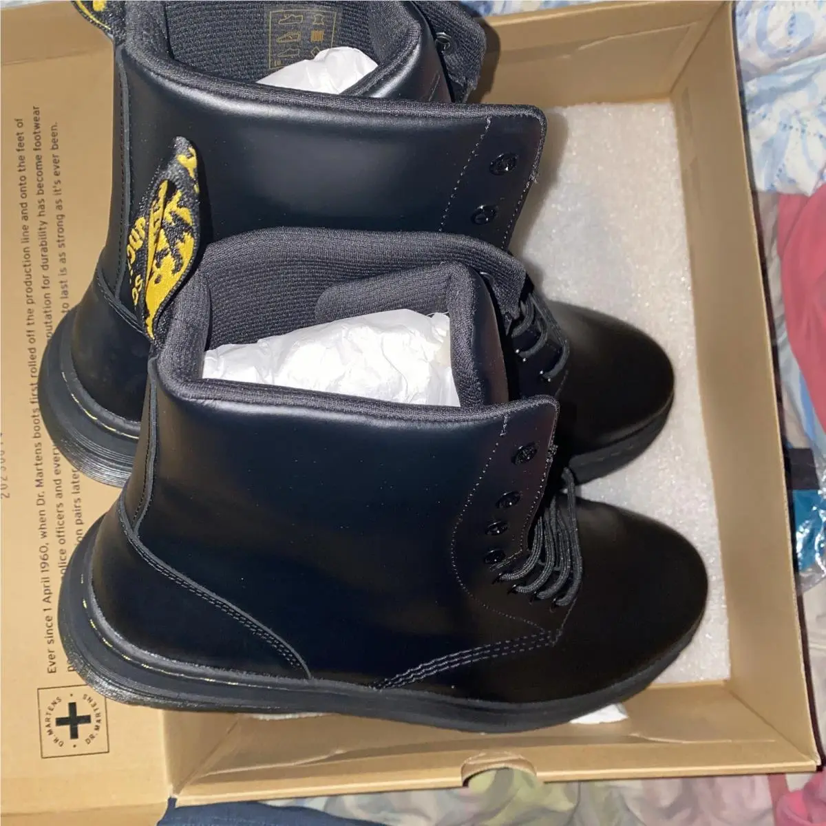 Dr. Martens shoes - Crewson Classic Pull Up - Crewson Classic Pull - Black 5