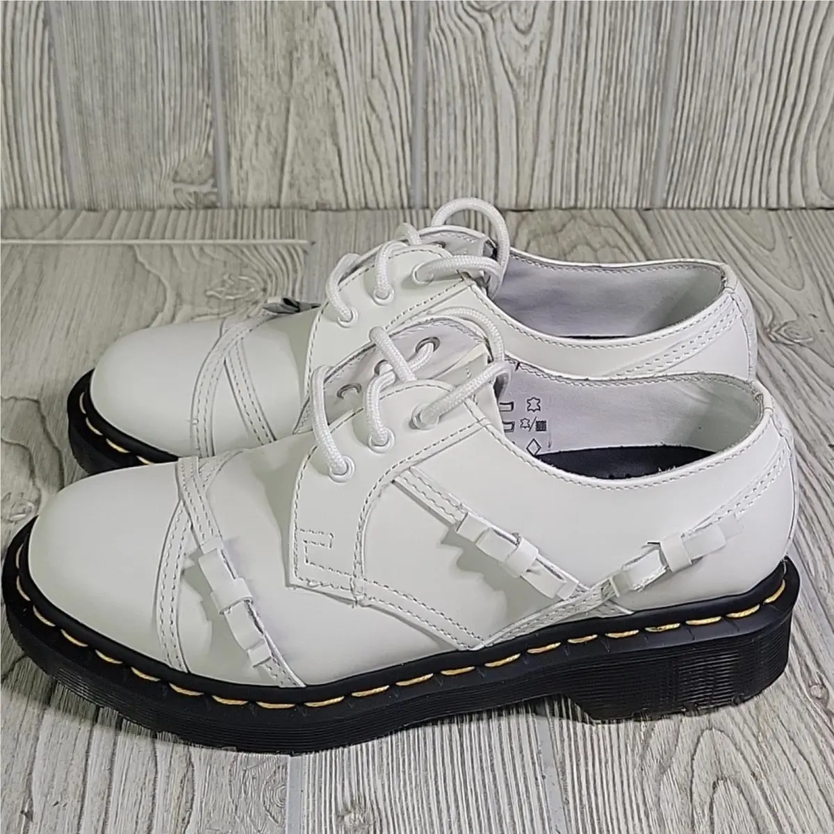 Dr. Martens shoes - Dr. Martens 1461 - Martens - White 2